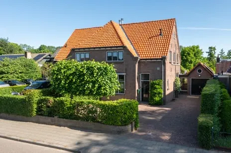 Twee-onder-één-kap te koop: Postweg 17, Putten-Zuid-Oost Putten