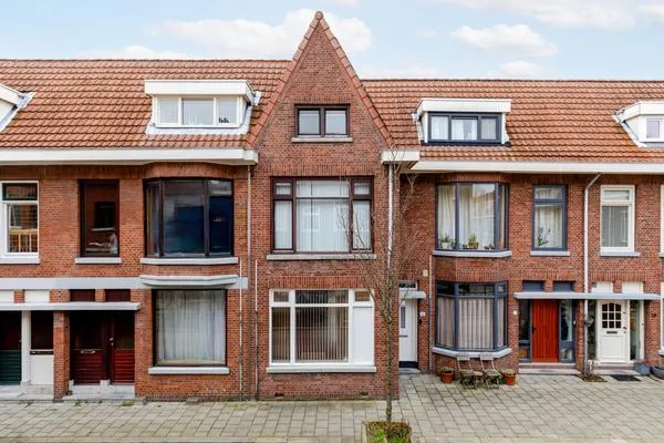 Tussenwoning te koop: Potgieterstraat 22, Schiedam