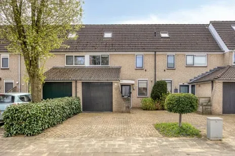 Tussenwoning te koop: Potterstraat 13, Duiven