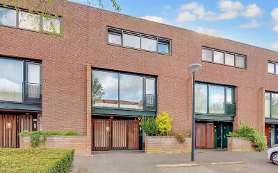 Tussenwoning te koop: Pracanalaan 54, De Aker-West Amsterdam
