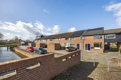 Tussenwoning te koop: Prattenburg 89, Zuilenburg en omgeving Dordrecht