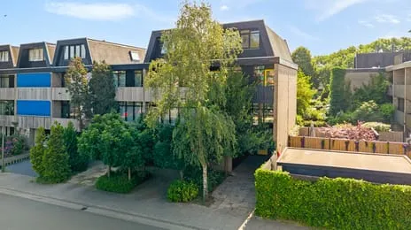 Hoekwoning te koop: President Kennedylaan 325, Velp-Zuid ten zuiden van Waterstraat Velp (Ge)
