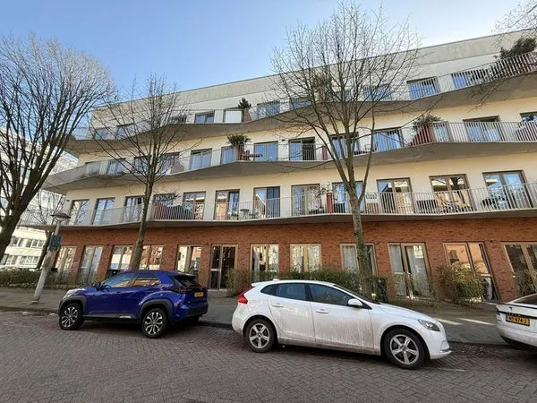 Woning te huur: President Kennedyplantsoen, Rijnbuurt-West Amsterdam
