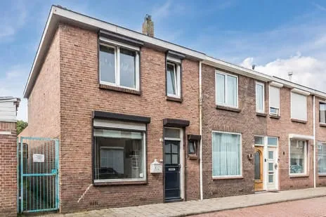 Hoekwoning te koop: President Steijnstraat 2, Afrikaanderbuurt Oost Tilburg