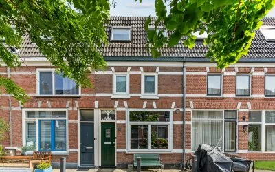 Tussenwoning te koop: President Steynstraat 23, Taanschuurpolder Maassluis