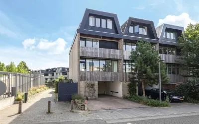 Hoekwoning te koop: President Kennedylaan 305, Velp-Zuid ten zuiden van Waterstraat Velp