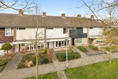 Tussenwoning te koop: President Kennedylaan 62, Kroeven-Noordwest Roosendaal