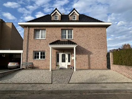 Vrijstaande woning te koop: President Kennedystraat 53, Schinveld