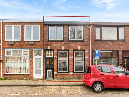 Tussenwoning te koop: President Steijnstraat 149, Haarlem