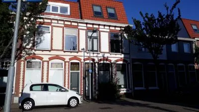Tussenwoning te koop: President Steijnstraat 35, Haarlem