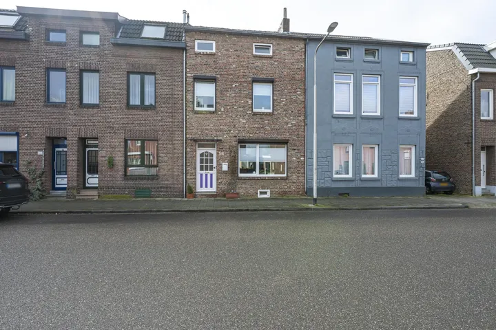 Tussenwoning te koop: Pricksteenweg 58, Kerkrade