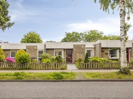 Tussenwoning te koop: Prieelhof 2, Zundert Zundert