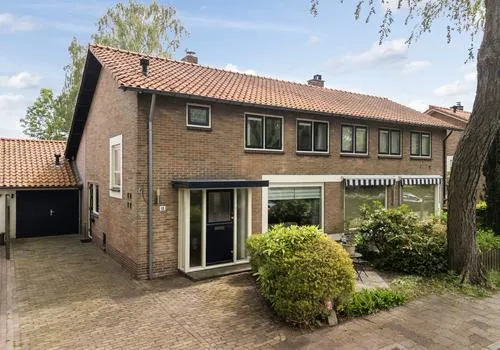 Twee-onder-één-kap te koop: Princenhoflaan 13, Hamersveld-Oud Leusden