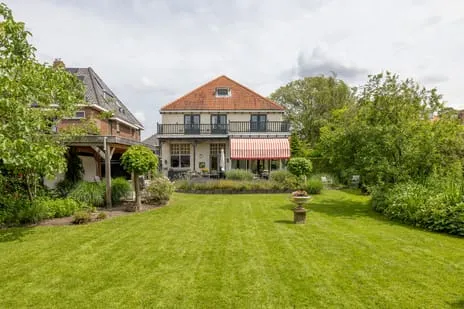 Vrijstaande woning te koop: Prins Bernhardlaan 4, Oranjebuurt Vlaardingen