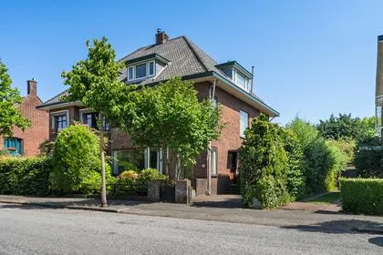 Semi-detached for sale: Prins Bernhardlaan 47, Oranje Nassau Oegstgeest