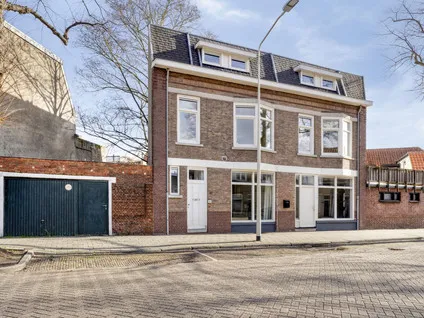 Appartement te koop: Prins Bernhardlaan 97, Het Fort Bergen Op Zoom