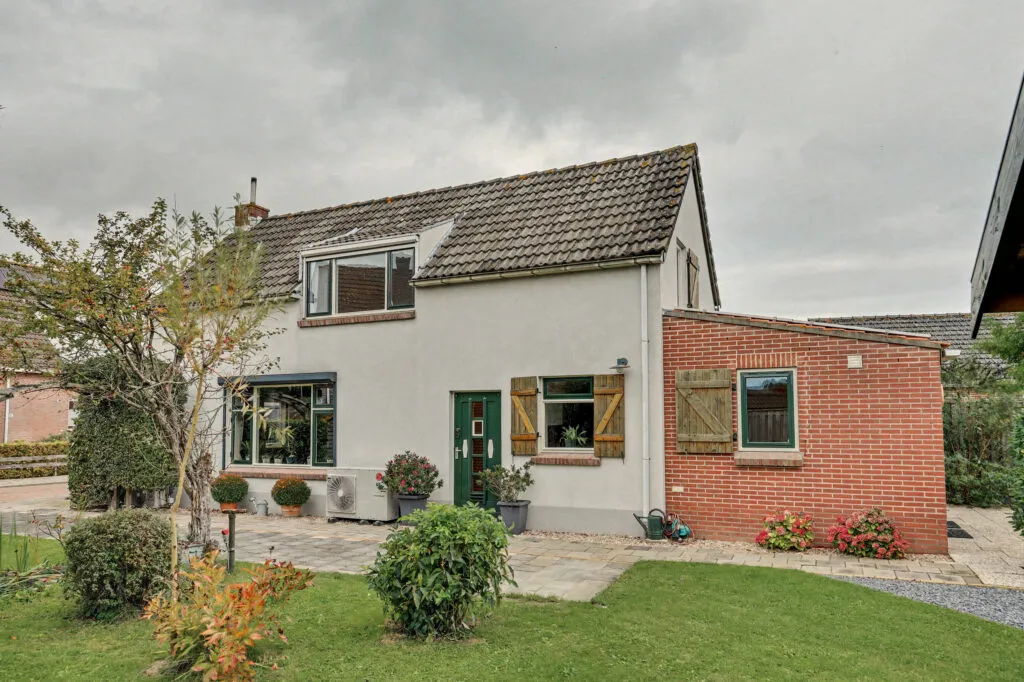 Vrijstaande woning te koop: Prins Bernhardstraat 17, Nieuwdorp