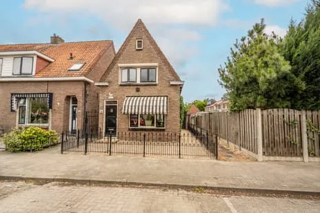Vrijstaande woning te koop: Prins Bernhardstraat 22, Oud-Beijerland Centrum Oud-Beijerland