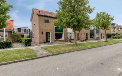 Hoekwoning te koop: Prins Bernhardstraat 7, Goudswaard Woonkern Goudswaard