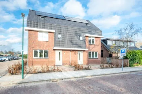 Twee-onder-één-kap te koop: Prins Bernhardweg 3A, Oude Dorp Houten
