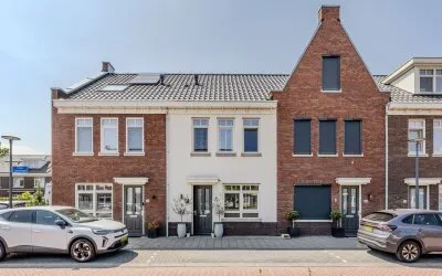 Tussenwoning te koop: Prins Clausstraat 26, Oud-West Oosterhout