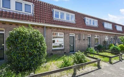 Tussenwoning te koop: Prins Hendrikstraat 24, Voorburg Oud noord Voorburg
