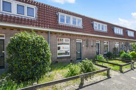 Tussenwoning te koop: Prins Hendrikstraat 24, Voorburg Oud noord Voorburg