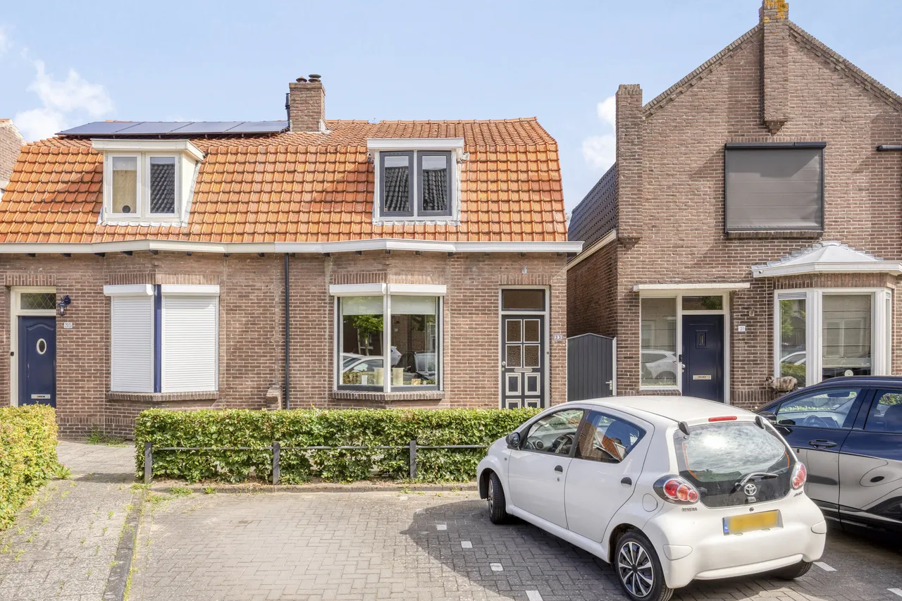 Twee-onder-één-kap te koop: Prins Hendrikstraat 33, Sliedrecht