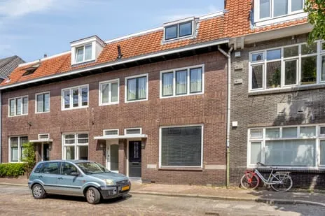 Tussenwoning te koop: Prins Hendrikstraat 51, Bergen Eindhoven
