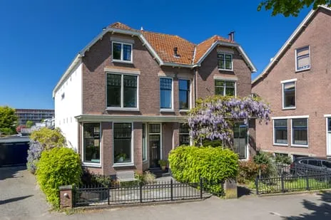 Twee-onder-één-kap te koop: Prins Hendrikstraat 77, Hazeveld Alphen Aan Den Rijn
