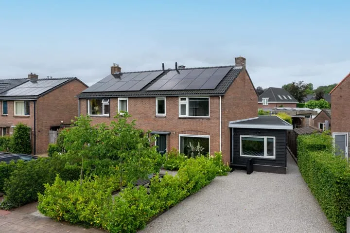 Twee-onder-één-kap te koop: Prins Hendrikweg 65, Putten-Zuid-Oost Putten