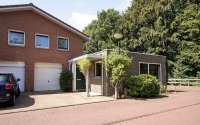 Tussenwoning te koop: Prins Johan Frisolaan 2, Oranjebuurt Amersfoort