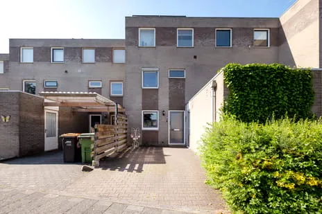 Tussenwoning te koop: Prins Mauritsplein 46, Noord Hoogeveen