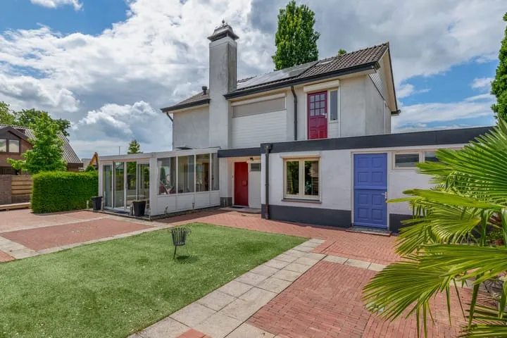 Detached house for sale: Prins Willem-Alexanderstraat 1, Pannerden Pannerden