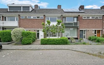 Tussenwoning te koop: Prins Alexanderlaan 67, Dorrestein-Noord Nieuwerkerk Aan Den Ijssel