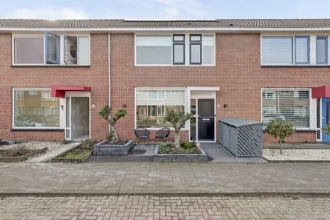 Tussenwoning te koop: Prins Bernhardstraat 16, Oudeland 'S-Gravenzande