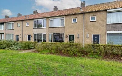 Tussenwoning te koop: Prins Bernhardstraat 19, Eikenbosch Berkel-Enschot