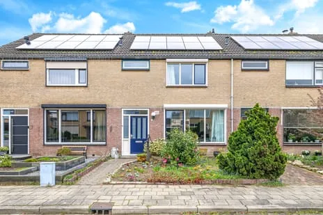 Tussenwoning te koop: Prins Constantijnstraat 11, 't Hagelkruis Wehl