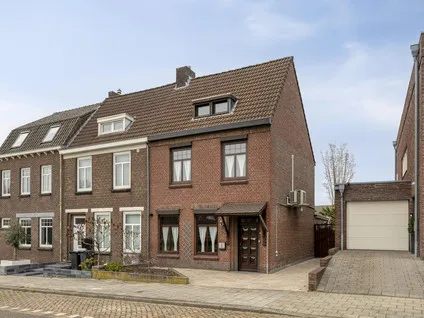 Hoekwoning te koop: Prins Hendriklaan 35, Oeloven Brunssum