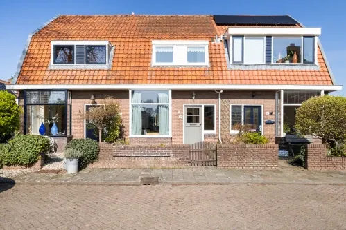 Tussenwoning te koop: Prins Hendrikplantsoen 28, Oranjekwartier Ijsselstein