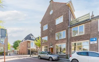 Tussenwoning te koop: Prins Hendrikstraat 1, Emmakwartier Alkmaar