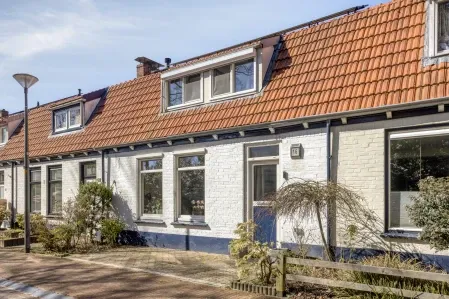 Tussenwoning te koop: Prins Hendrikstraat 16, Lettersveld II Borne