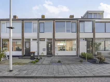 Tussenwoning te koop: Prins Hendrikstraat 19, Groot-Ammers