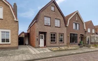Hoekwoning te koop: Prins Hendrikstraat 43, Axel