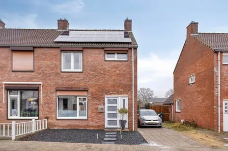 Twee-onder-één-kap te koop: Prins Hendrikstraat 48, Nieuw Lotbroek-Zuid Hoensbroek