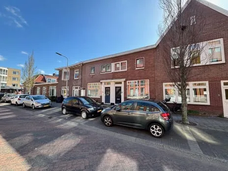 Tussenwoning te koop: Prins Hendrikstraat 5, Centrum Hillegom
