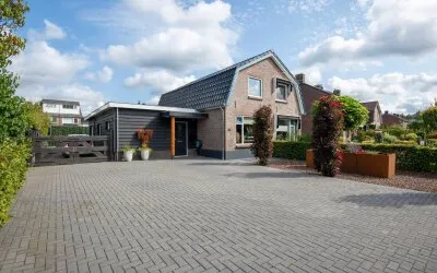 Twee-onder-één-kap te koop: Prins Hendrikweg 33, Putten-Zuid-Oost Putten