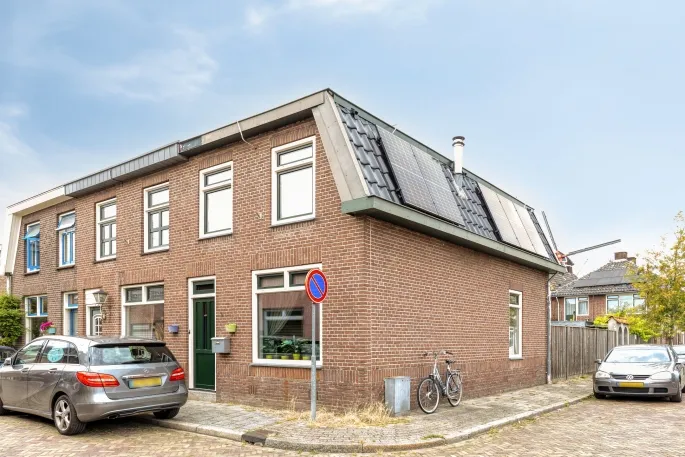Hoekwoning te koop: Prinsenkampsweg 1, Wonde en omgeving Almelo