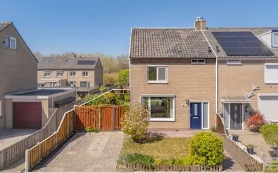 Hoekwoning te koop: Prinsenlaan 32, Magistraatwijk III Middelburg