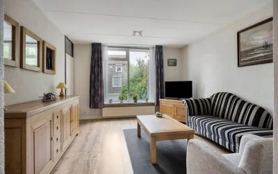 Tussenwoning te koop: Prinsenpolderstraat 15, Vierendelen Made